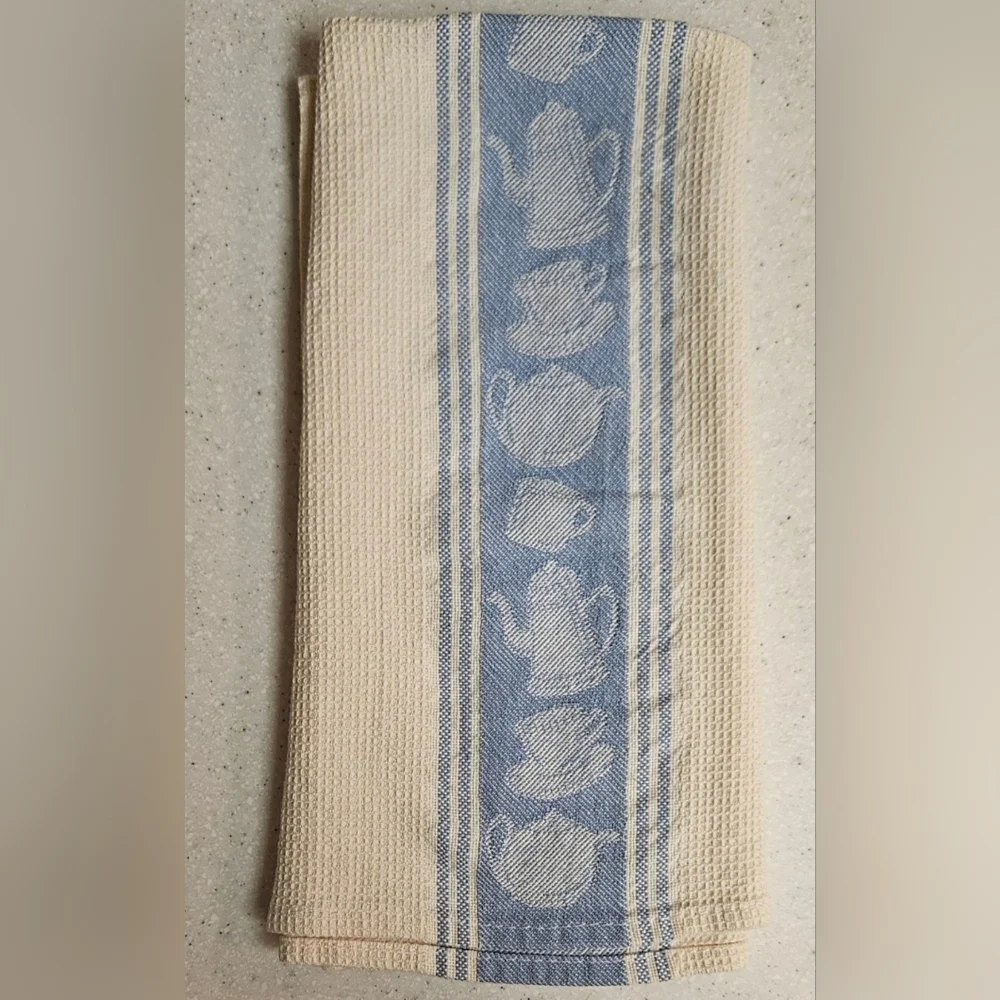 Vintage HomeTrends Teapot Dish Towel